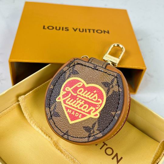 LV keyring 03lyh87